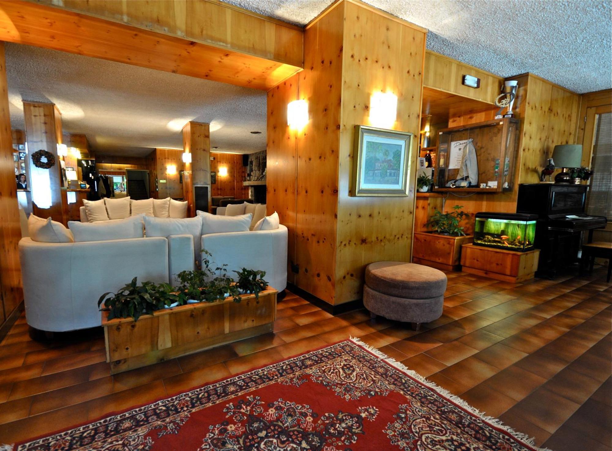 Hotel Nazionale Μπόρμιο Εξωτερικό φωτογραφία
